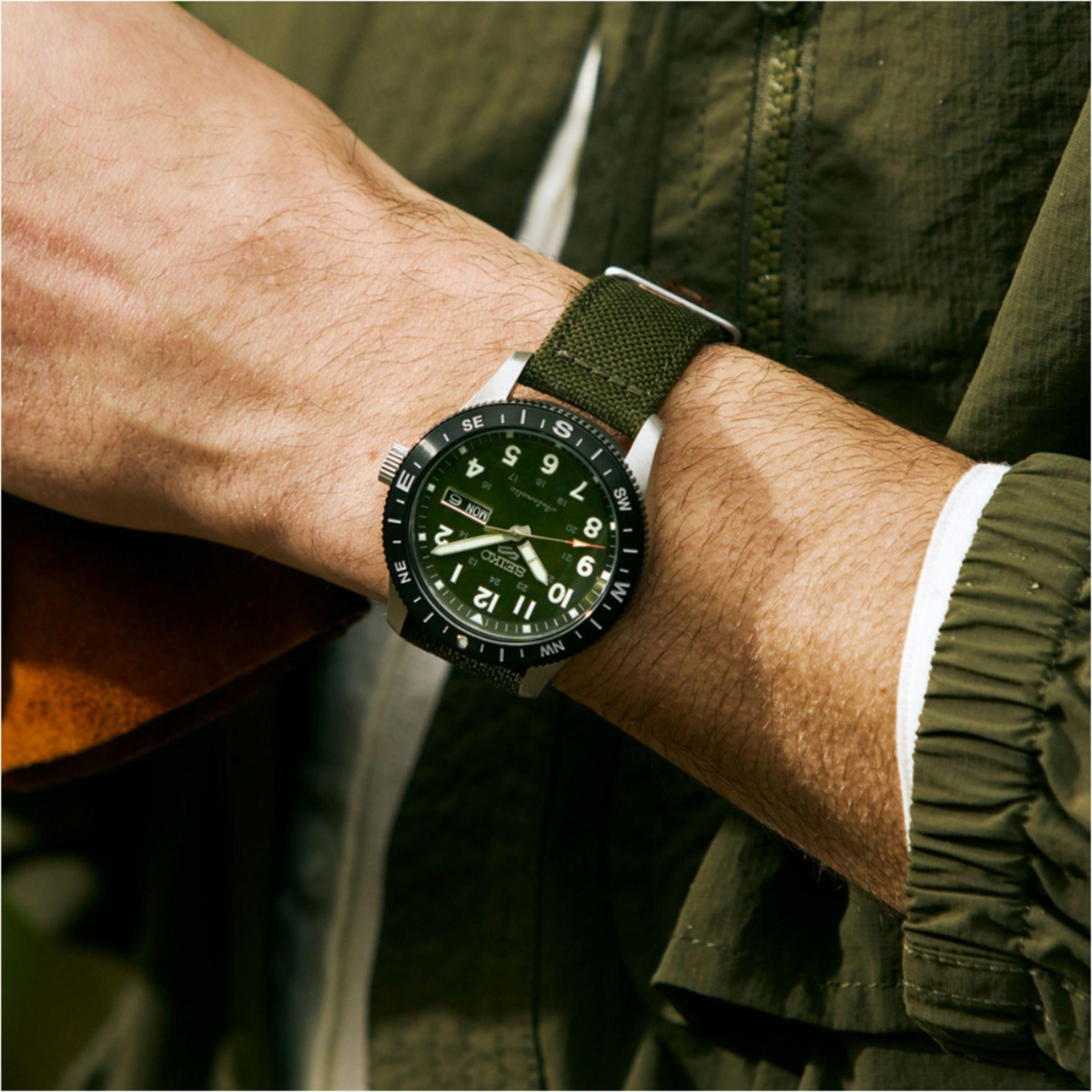 Seiko 5 Sports Green Nylon Strap Automatic Men's Watch HDB008K1