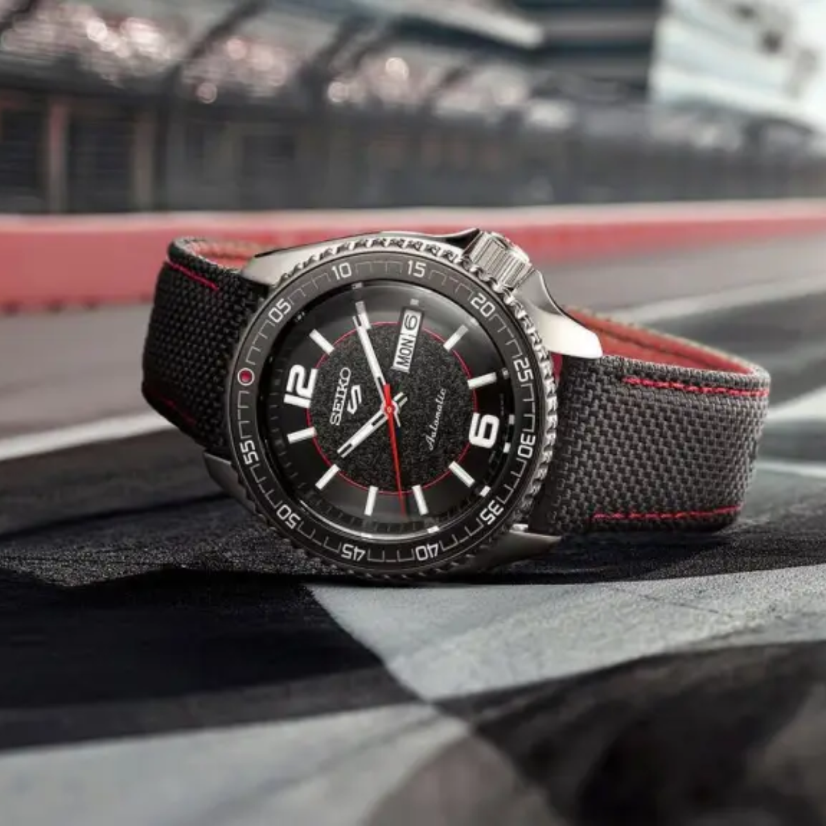 Seiko 5 Sports Supercars LE 2025 Automatic SRPL54K1