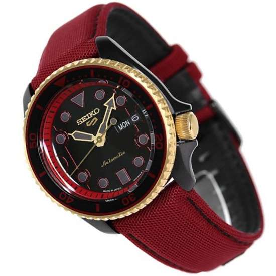 Seiko 5 Sports Ken Street Fighter Red Watch SBSA080
