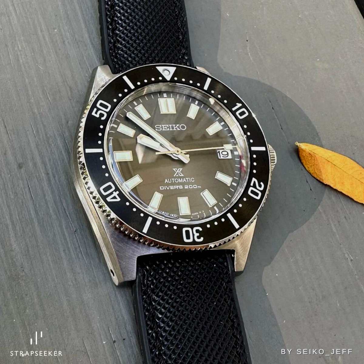 #color_Black Nylon Black Stitch / Black FKM Rubber