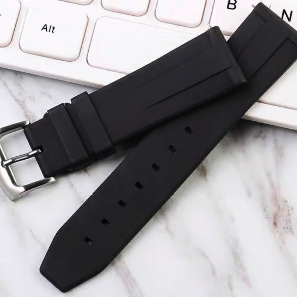 Zac FKM Rubber Quick-Release Strap Black (SIlver Pin Buckle) 