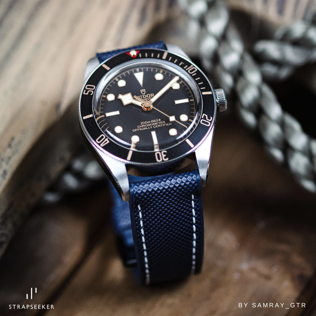 #color_Blue Nylon White Stitch / Blue FKM Rubber