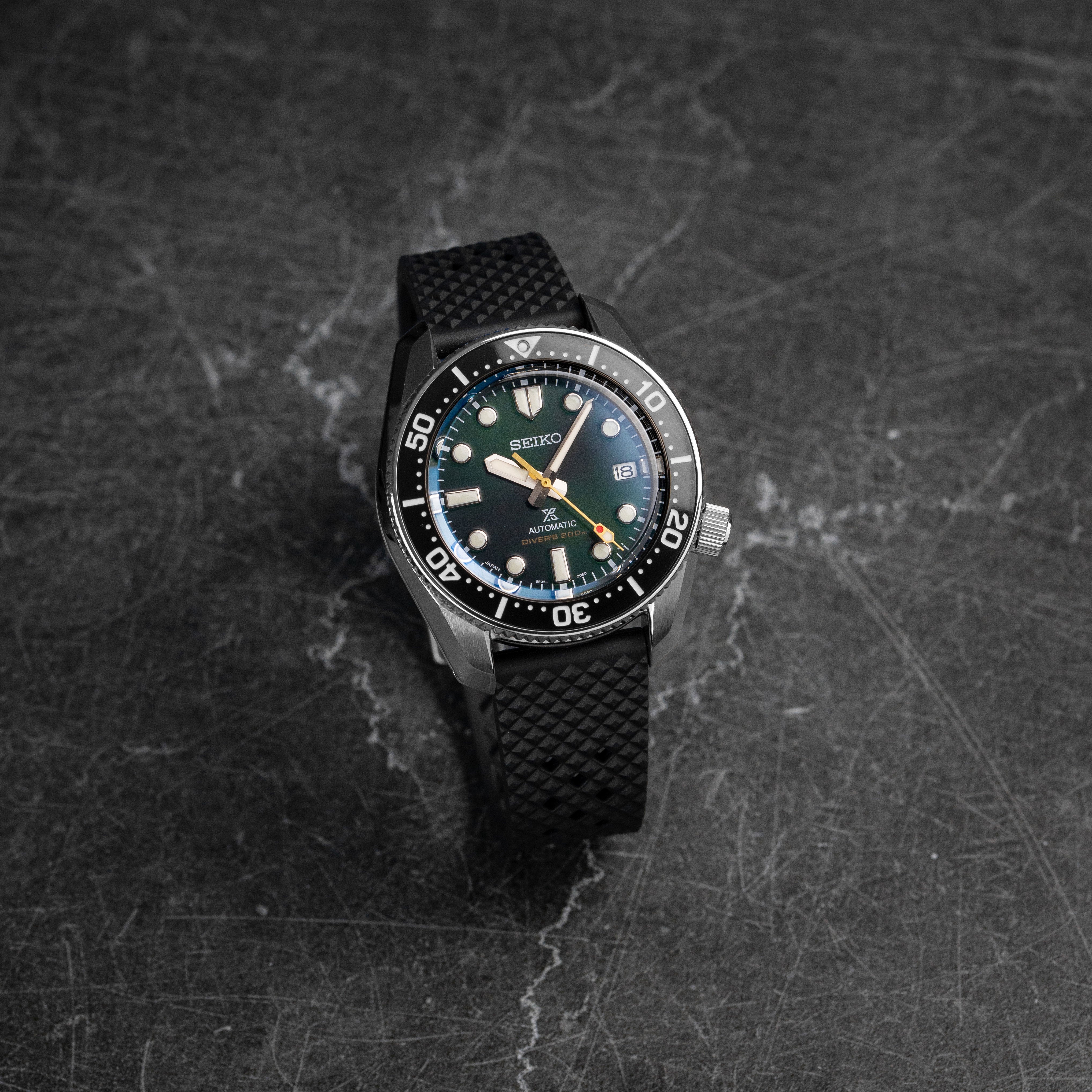 Carlton Perforated Quick-Release Rally Rubber Strap Blue