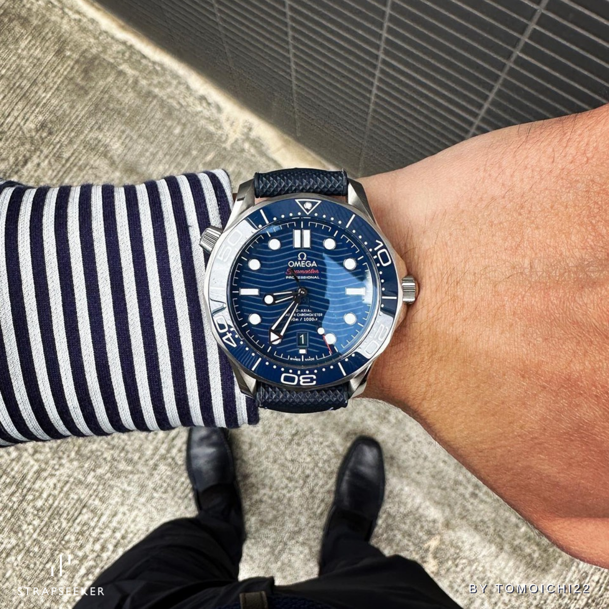 #color_Black Nylon Black Stitch / Black FKM Rubber