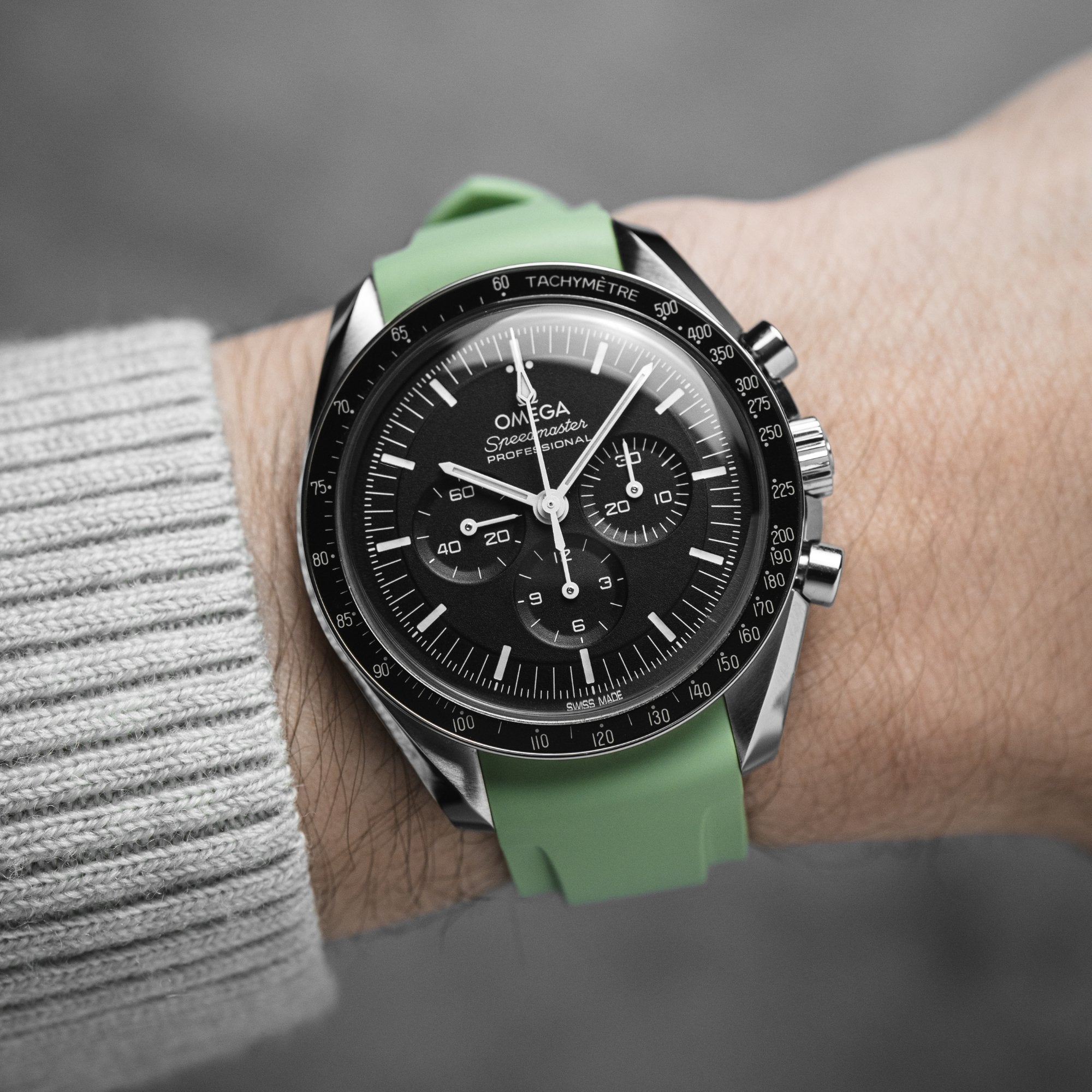 Paramount Curved End Premium Silicone Strap – Compatible with Omega Moonwatch - Yellow (2404) -StrapSeeker